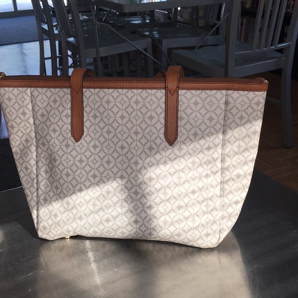 Fossil/ Large/Sydney/ Signature/ Shopper/ Tote